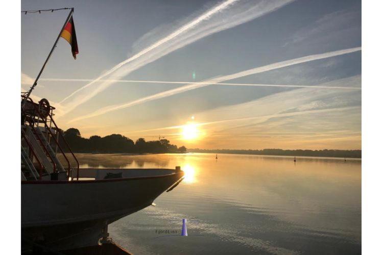 Hausboot Fjord Ankerplatz Mit Biosauna In Schleswig Exterior foto